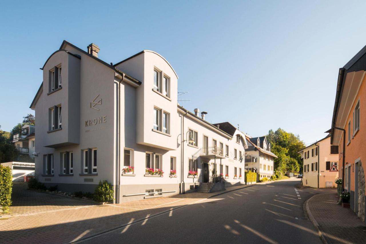 Genusshotel Krone & Roadtrips Bei Basel 伊兹林根 外观 照片